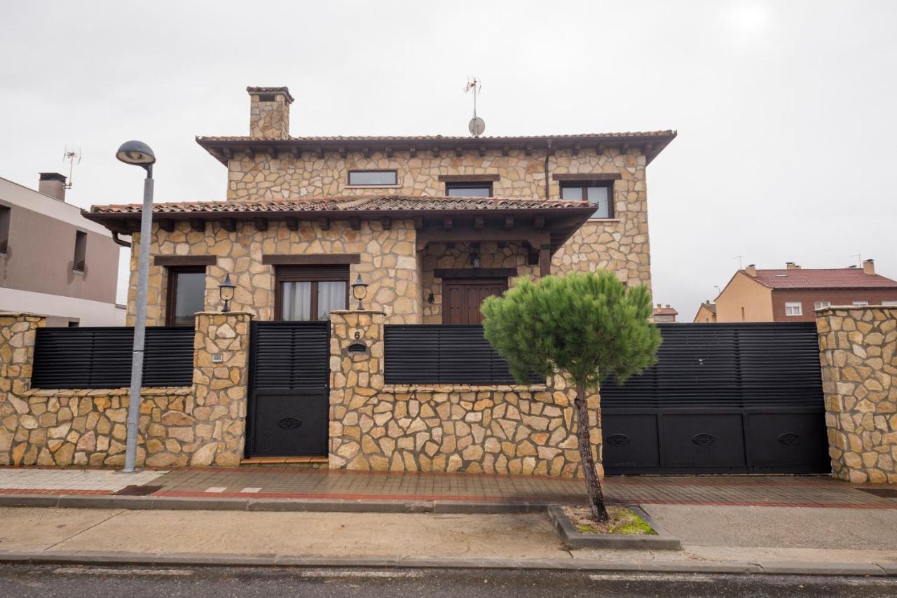 Vila La Casa De Anver La Lastrilla Exteriér fotografie
